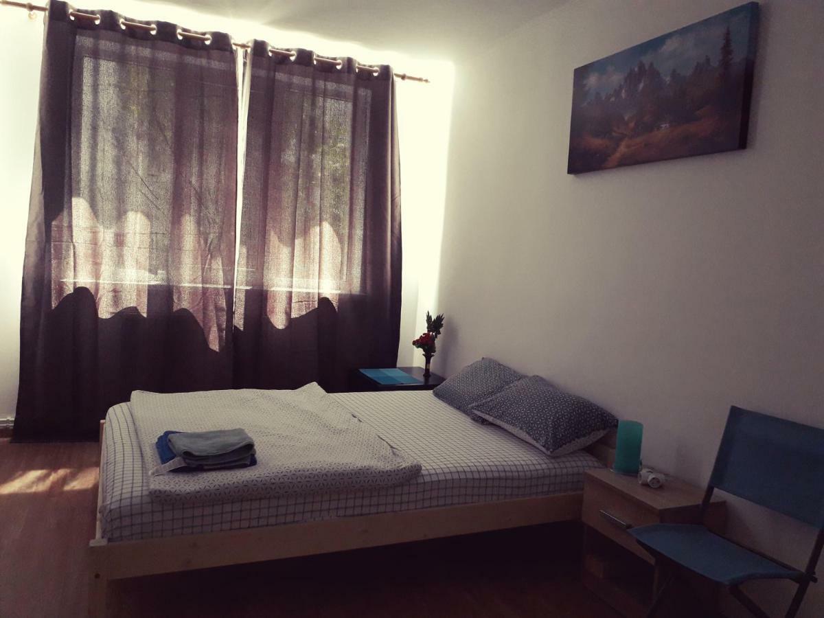 Iasi City Break Rooms Exteriör bild